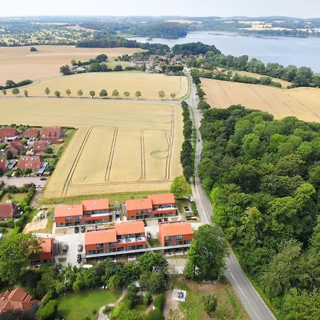 Daire De Ole School Ferienapartments Loft-apartment 29 , Huus Blomen Hohwacht